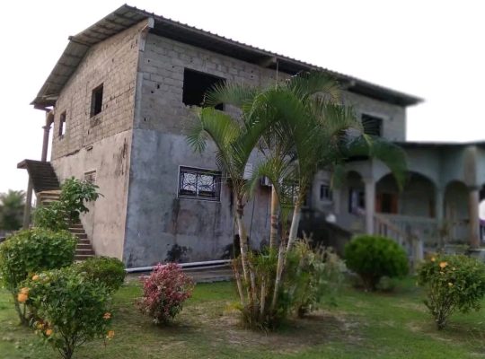 Grande maison de 6 chambres au 1er Campement