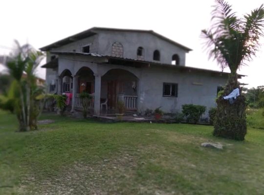 Grande maison de 6 chambres au 1er Campement