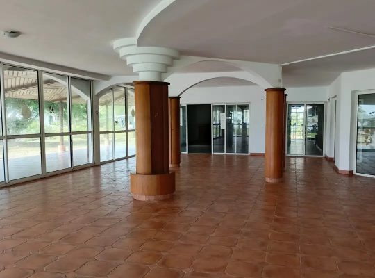 Hôtel et Espace touristique à louer