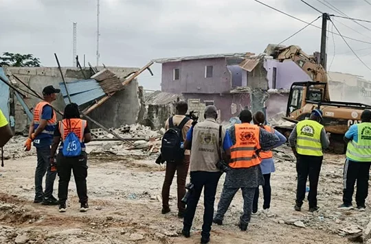 Libreville : Démolition à Otong Akok Melen pour un nouveau marché et un plateau sportif