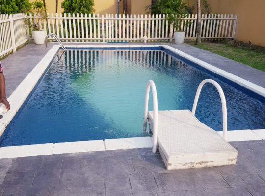 Villa de 3 chambres et 2 dépendances à vendre à la SABLIERE