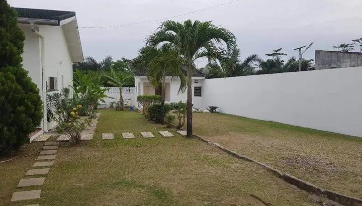 Villa de 3 chambres et 2 dépendances à vendre à la SABLIERE