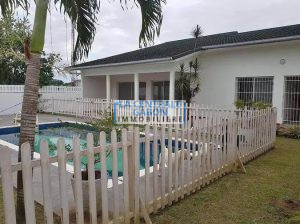 Villa de 3 chambres et 2 dépendances à vendre à la SABLIERE