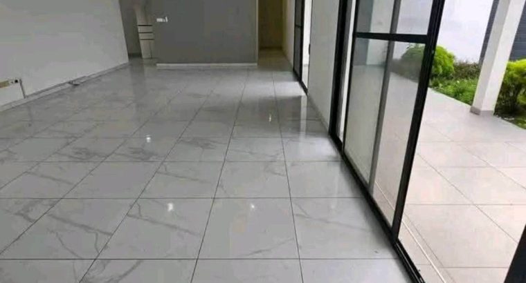 Villa blanche 4 Chambres au quartier Charbonnages