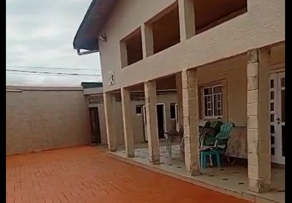 ad-img