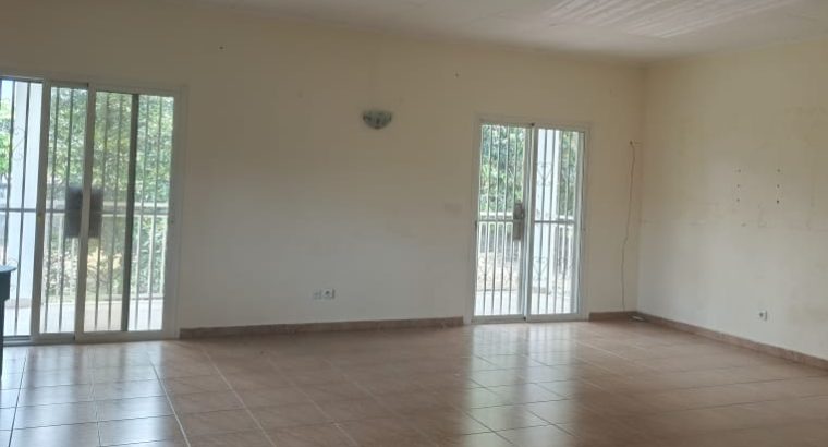 Appartements 4 chambres Okala CICIBA