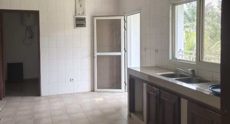Appartements 4 chambres Okala CICIBA