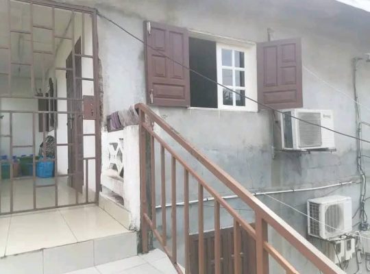 2 Appartements à Plein Ciel Porte rouge