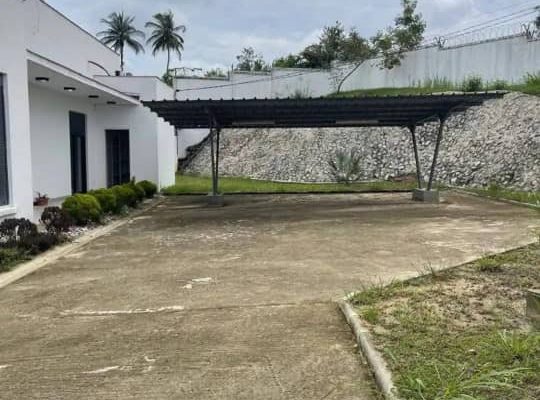 Villa blanche 4 Chambres au quartier Charbonnages