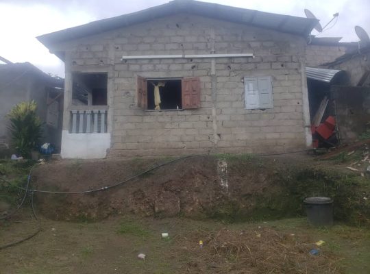 Maison de 2 chambres à vendre au PK12 à bon prix