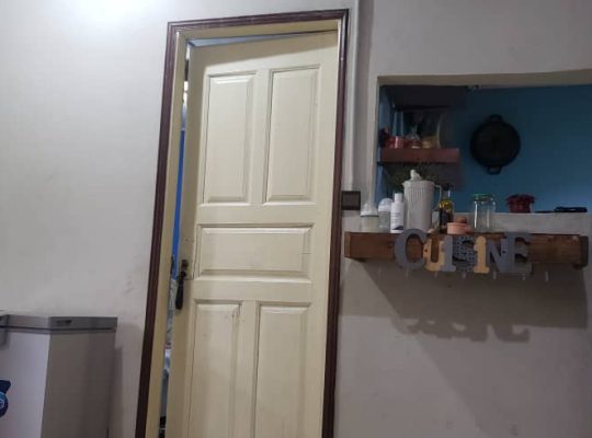 Maison de 2 chambres à vendre au PK12 à bon prix