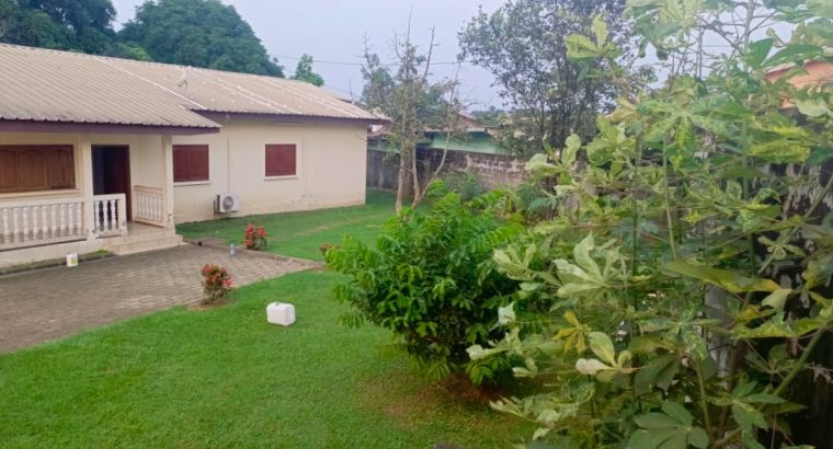 Villa 3 Chambres à vendre à Mindoube 2 avec terrain de 1200 mètres carrés