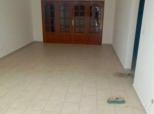 Villa 3 Chambres à vendre à Mindoube 2 avec terrain de 1200 mètres carrés