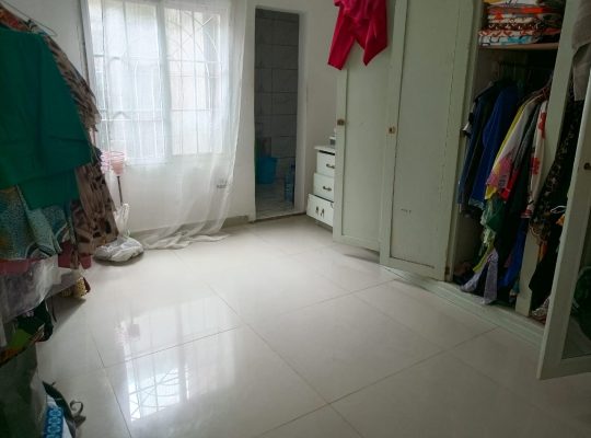 Grand Duplex à vendre à Angondje, Beaulieu