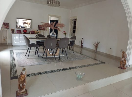 Grand Duplex à vendre à Angondje, Beaulieu