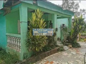 Maison de 4 Chambres à vendre u PK12 à Melen