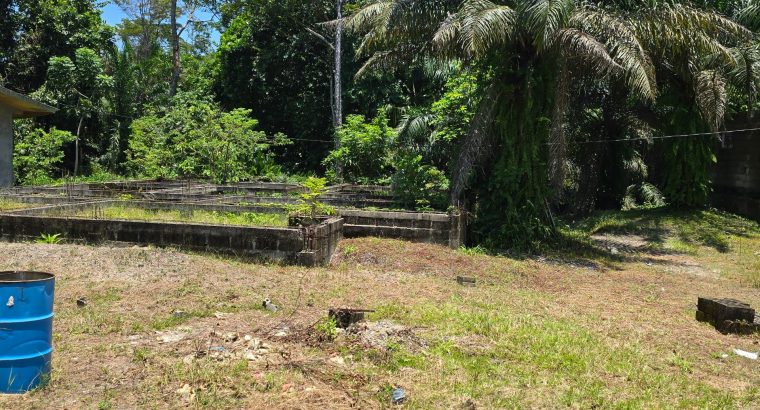 Terrain de 600 m2 à vendre au Cap Esterias
