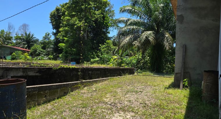 Terrain de 600 m2 à vendre au Cap Esterias