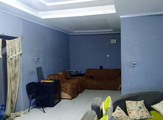 Maison de 3 Chambres à vendre à Ambowe