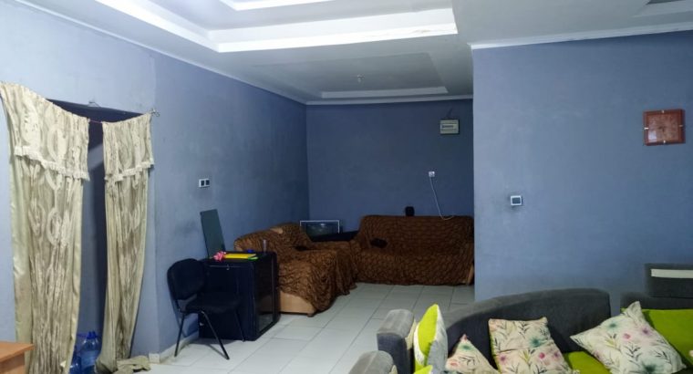 Maison de 3 Chambres à vendre à Ambowe