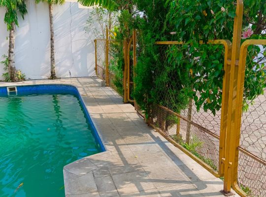 Villa 7 chambres et 7 douches à Angondje