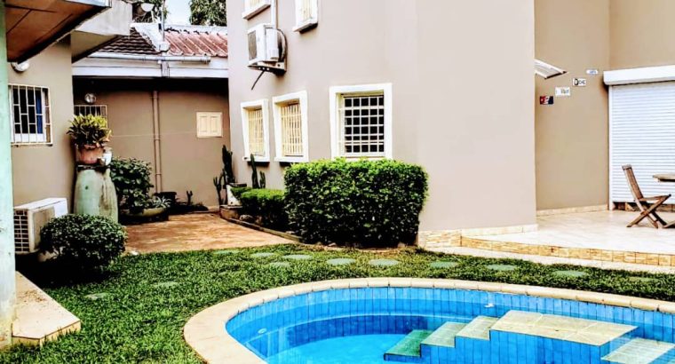 Villa duplex au quartier Bas de gué gué