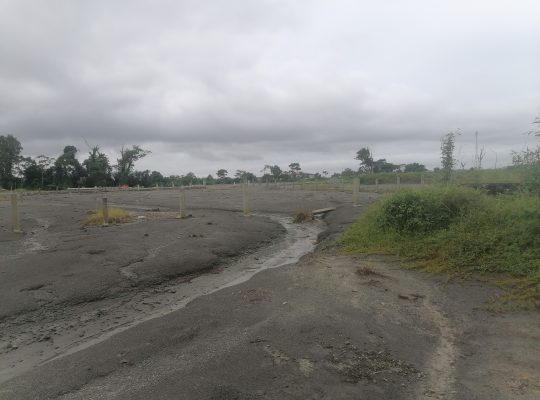 Terrain de 500m2 à Makwengue