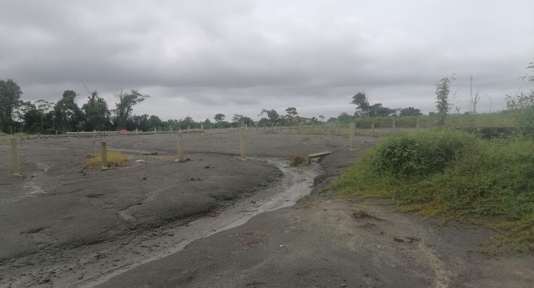 Terrain de 500m2 à Makwengue