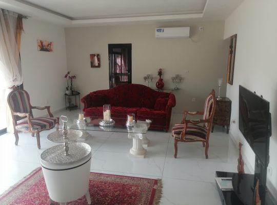 Villa haut standing à Angondje