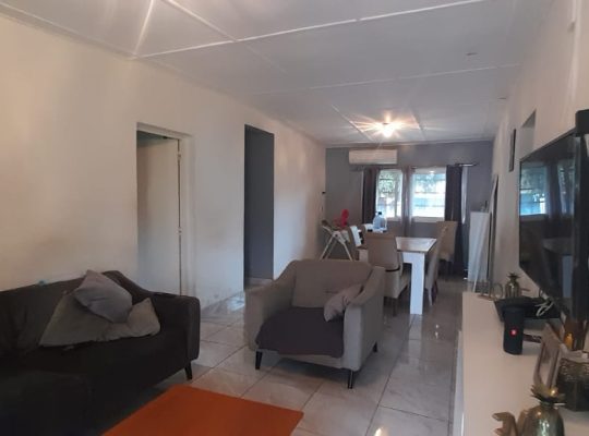 Villa de 3 Chambres à Port Gentil