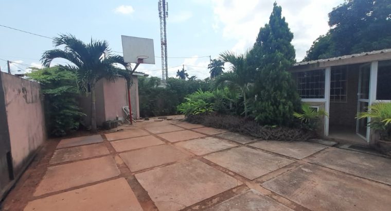 Villa de 3 Chambres à Port Gentil