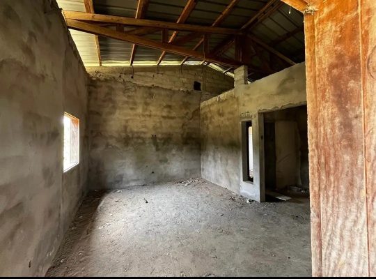 Maison de 3 Chambres à Angondje Amissa
