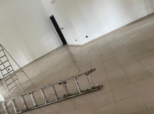 Villa de 4 chambres à Okala Mikolongo