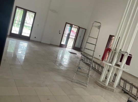 Villa de 4 chambres à Okala Mikolongo
